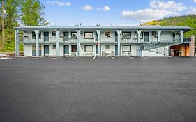 Country Town N' Suites